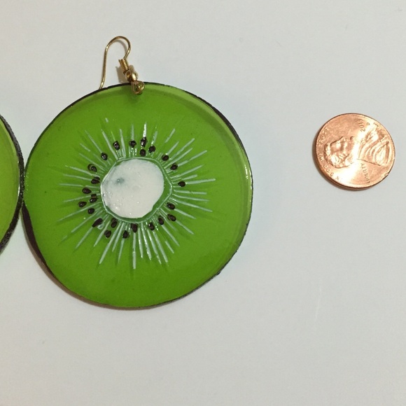 kiwi earring - Picture 2 of 3