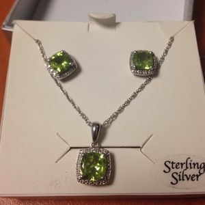 Peridot necklace and earrings set, Sterling Silver