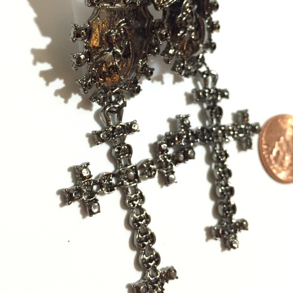 earring - Picture 4 of 4