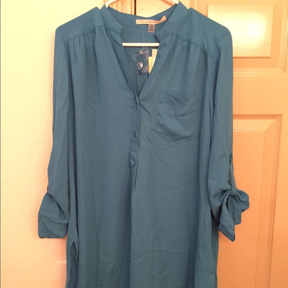 41Hawthorn Colibri Solid Tab Sleeve Blouse