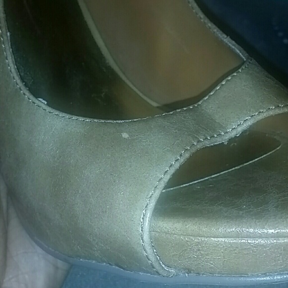 Tan sandals - Picture 4 of 4