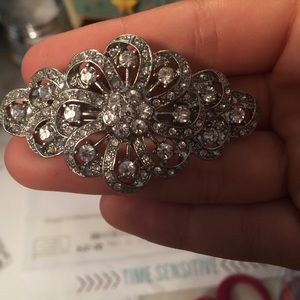Gorgeous hair barrette