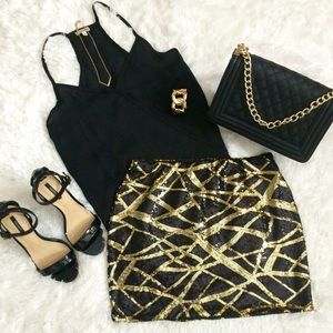 🎉 HP 9/19! 🎉 ✨Sequin Skirt✨