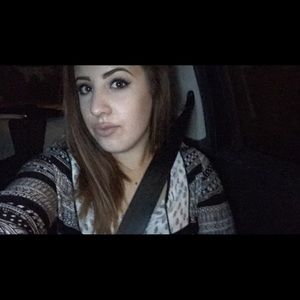 Meet your Posher, Amanda