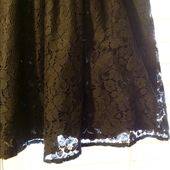 Sold in bundle in @missrochelles2 - Picture 2 of 4