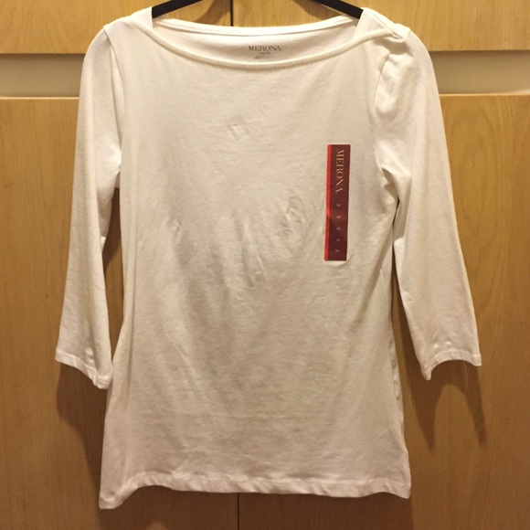 Quarter sleeve white shirt