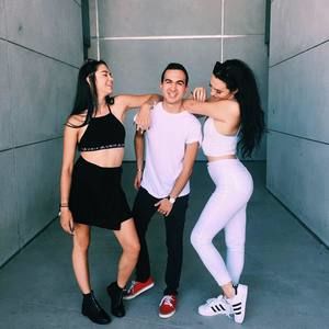 Meet your Posher, Omid