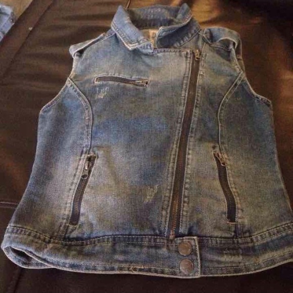 JEAN JACKET