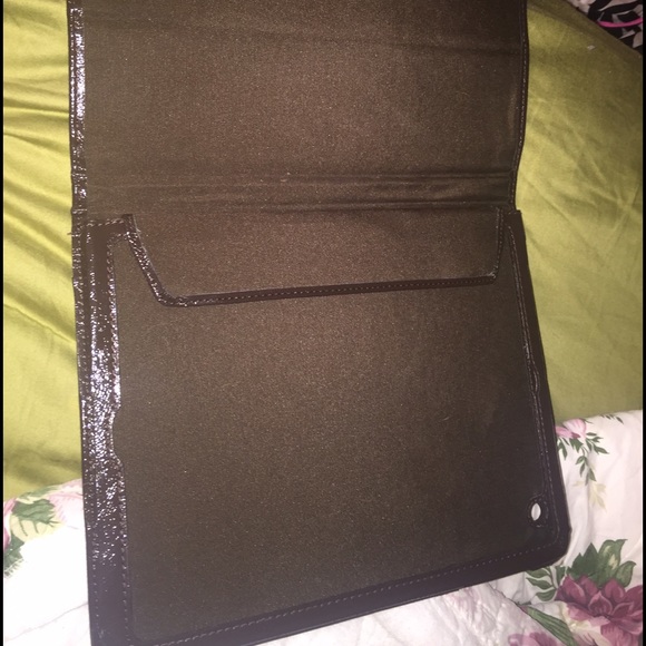 iPad case - Picture 3 of 4