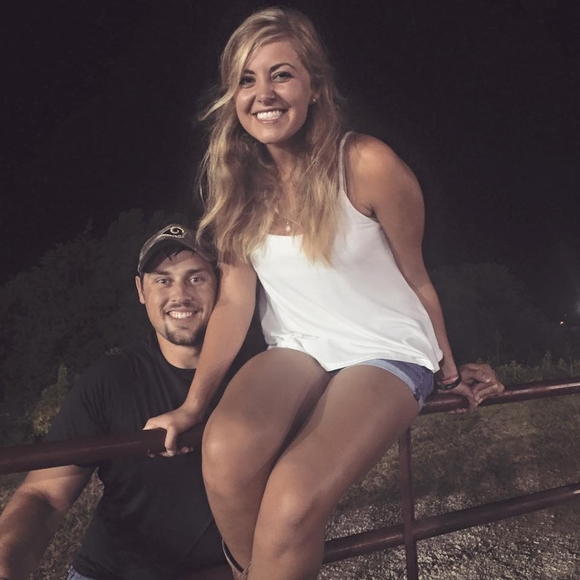 Meet your Posher, Justine