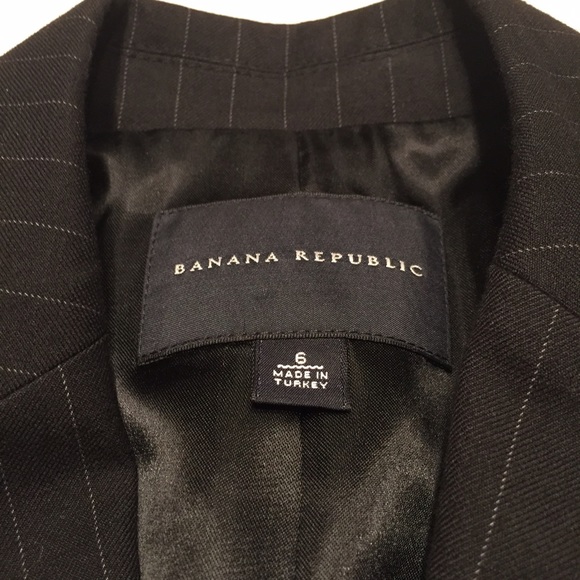 Banana Republic pinstripe suit blazer, fully lined - Picture 3 of 4
