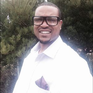 Meet your Posher, Que