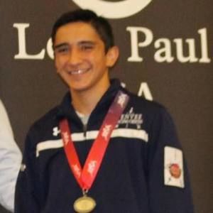 Meet your Posher, Devin