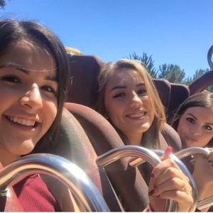 Meet your Posher, Lauren