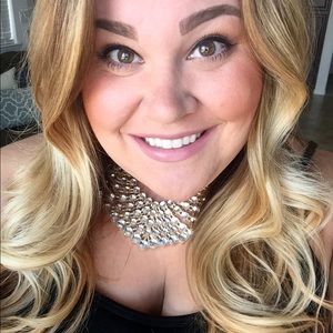 Meet your Posher, Leeanne