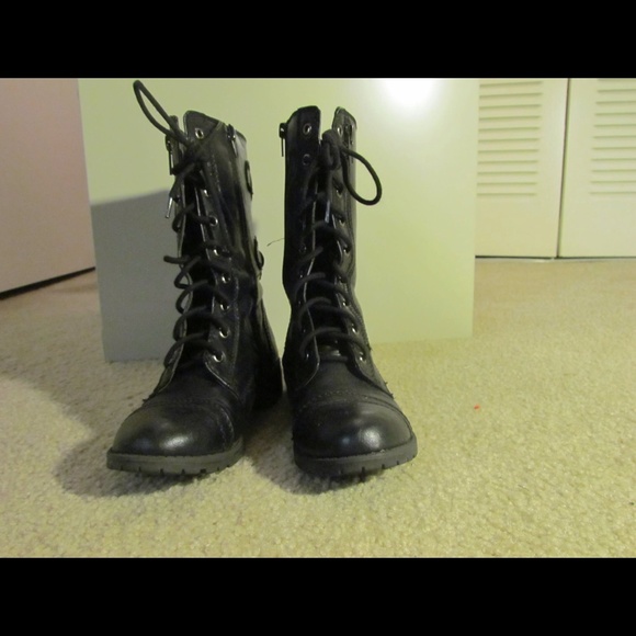 U.S. Women's Size 6 Combat Boots (Black)