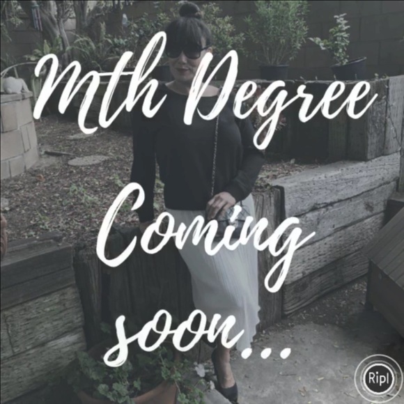 1 DAY 'TIL LAUNCH!!🎉 BOUTIQUE COMING SOON!!!👗👚 - Picture 2 of 3