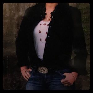 Very Versatile Black Shirt💕