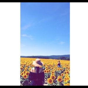 Meet your Posher, Meg