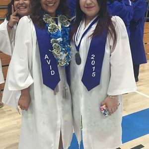 Meet your Posher, Alondra