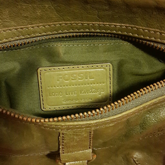 FOSSIL CROSS BODY - Picture 2 of 4