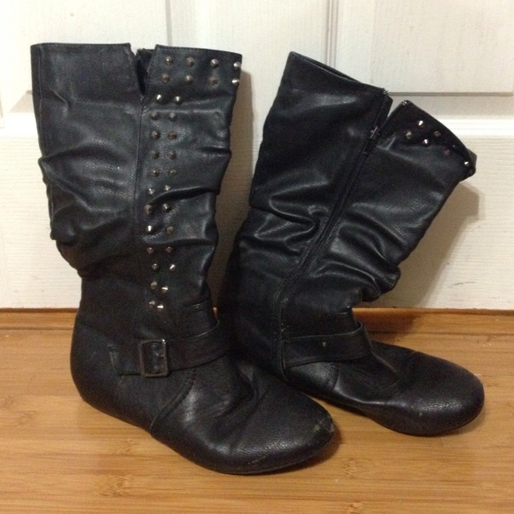 Spiked black boot