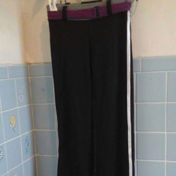 Yoga/Exercising pants - Picture 1 of 4