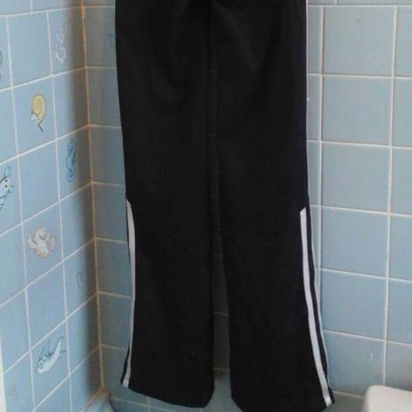 Yoga/Exercising pants - Picture 4 of 4