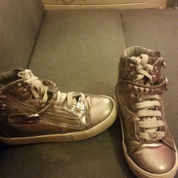 Girls size 13 michael kors shoes