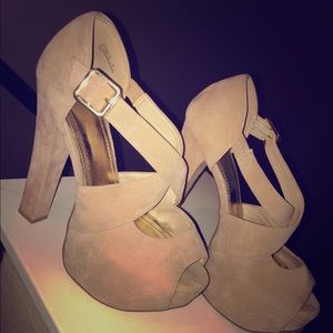 6 inch nude heels