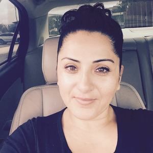 Meet your Posher, Renee