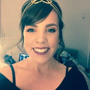 Meet your Posher, Stephanie