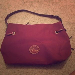 Dooney & Bourke hand bag