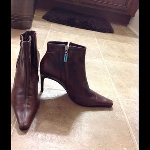 Brown leather booties!