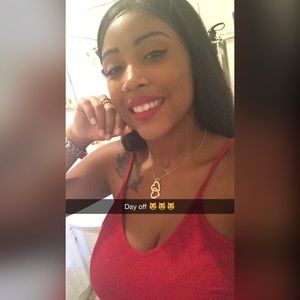 Meet your Posher, Natasha