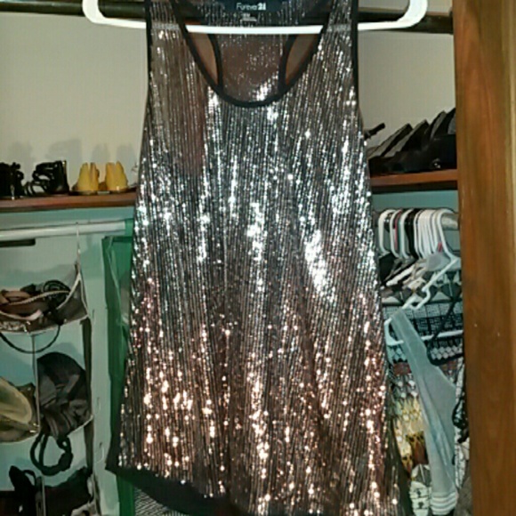 A racer back sequence tank top