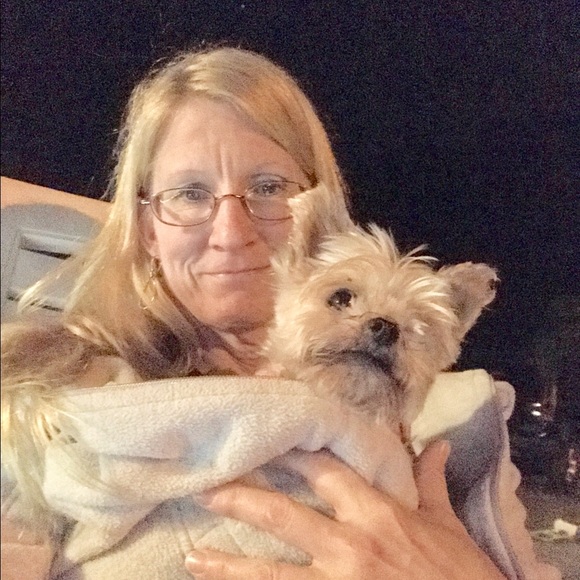 Meet your Posher, Kelly jo - Picture 3 of 4