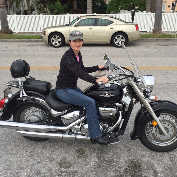 Meet your Posher, Lisa - Picture 3 of 4