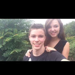 Meet your Posher, Becca