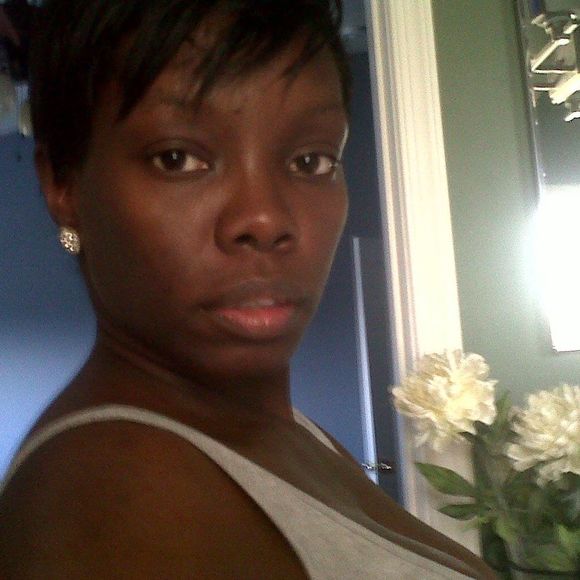 Meet your Posher, Cathy - Picture 1 of 1