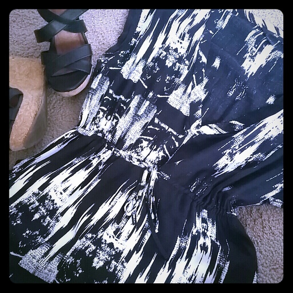 H&M Deep V-neck Maxi Dress