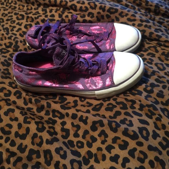 Converse one star sneakers size 13