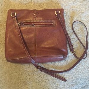 Dooney & Bourke: Chestnut leather cross body purse