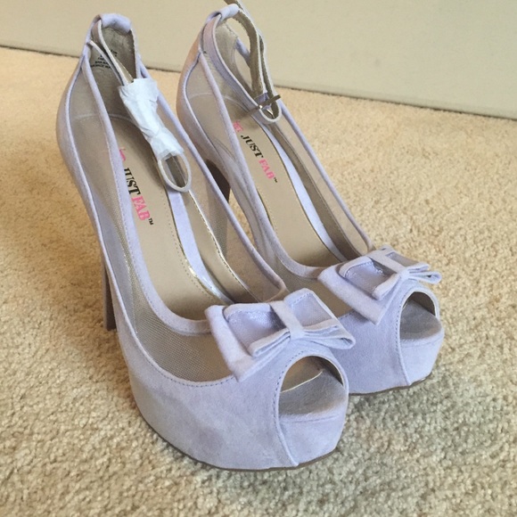 Just Fab: Lavender suede peep toe pumps