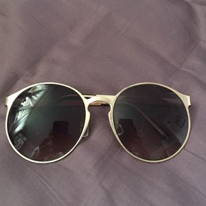 Big cat eye sunglasses