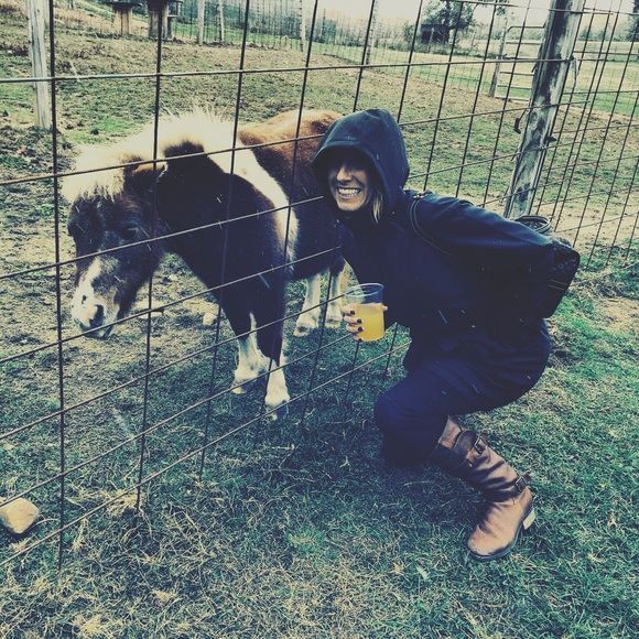 🌟 Meet your Posher 🌟 - Picture 3 of 4