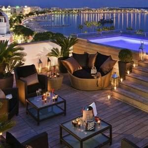 Meet your Posher, Carol