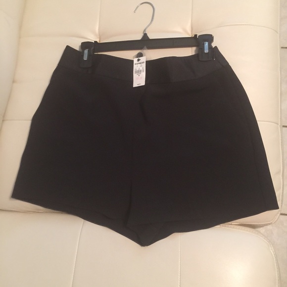 Express high waist black shorts