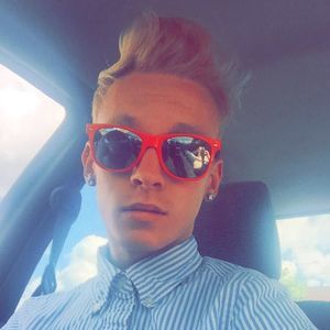 Meet your Posher, Brandon