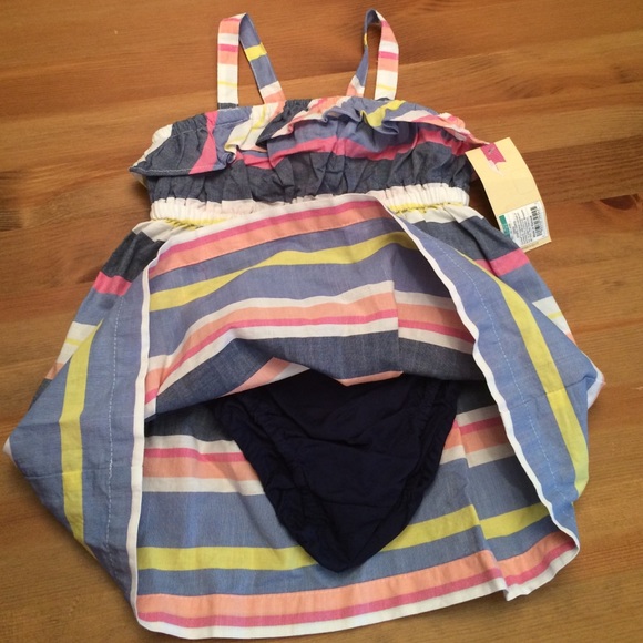 Baby clothes - Picture 2 of 2